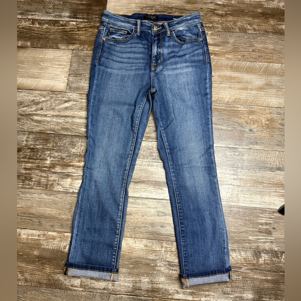 Judy Blue Skinny Fit Capri Size 9